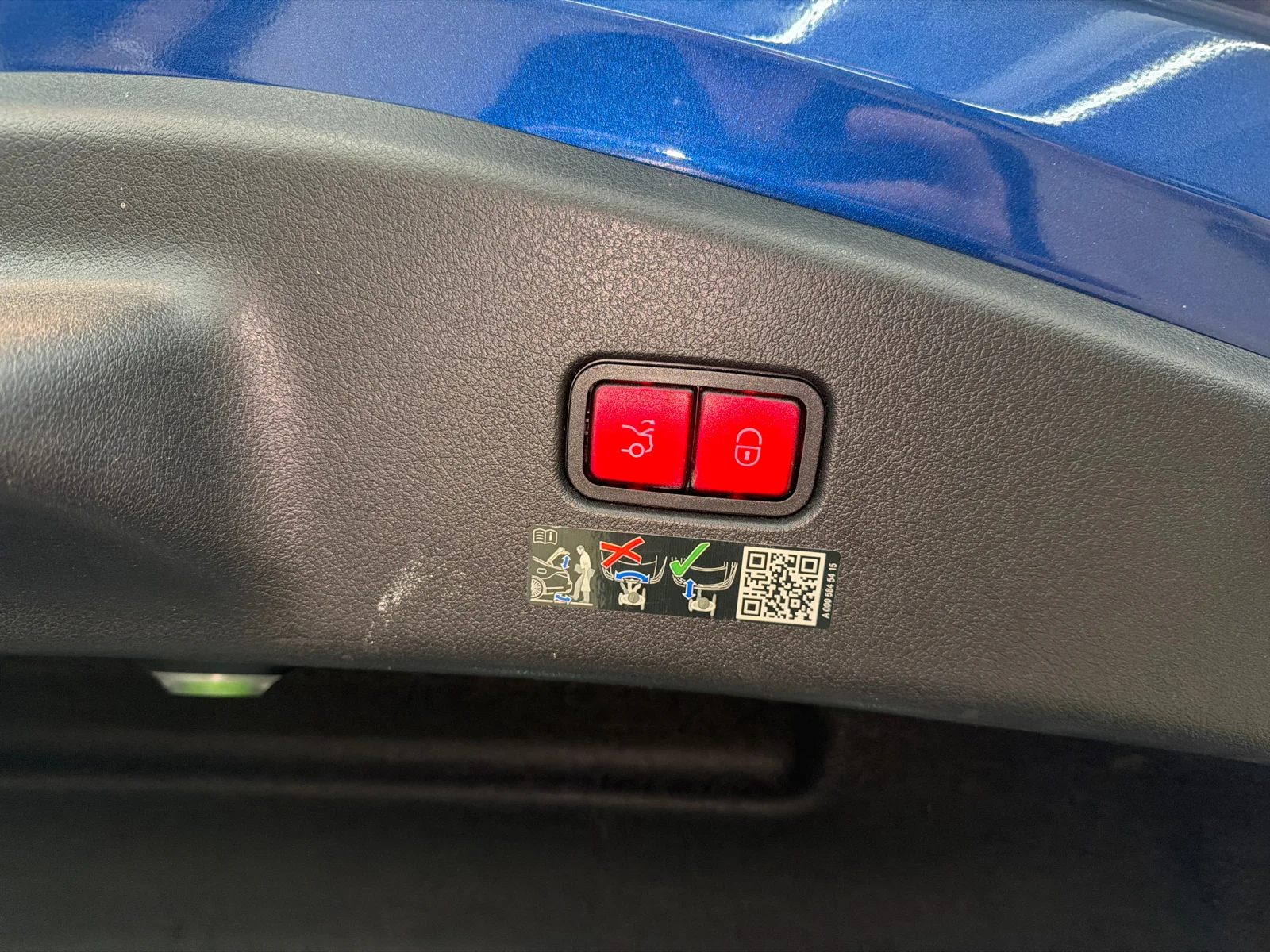 Certified Used 2025 970u Mercedes-Benz CLE 300 image 8