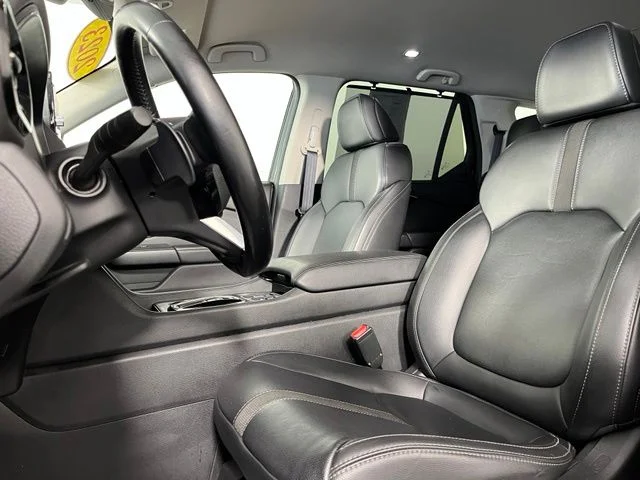Used 2023  Honda EX-L image 12