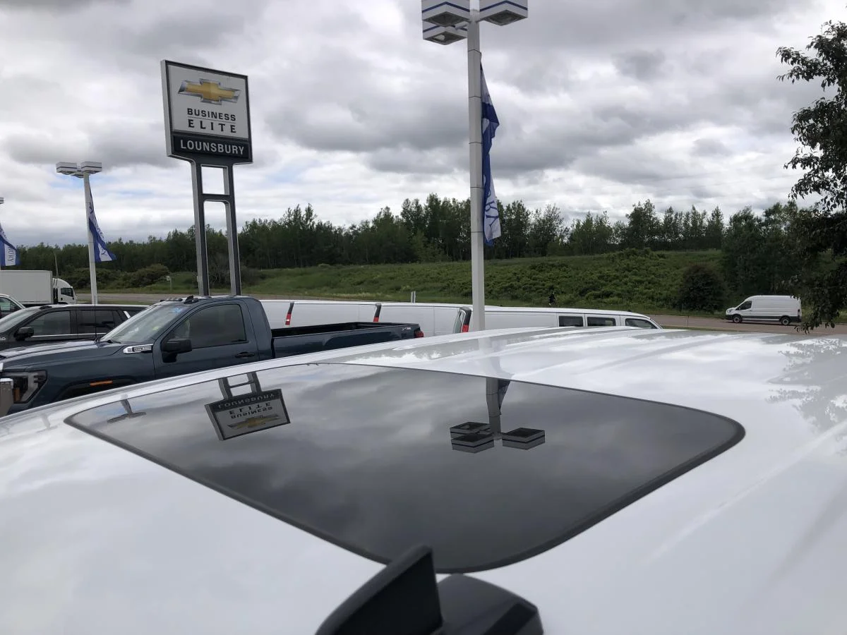 New 2026 White Chevrolet 4wd Crew Cab 147" Lt image 22