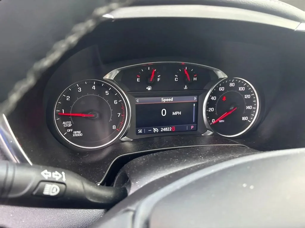 Used 2024 Sterling Gray Metallic Chevrolet LT image 29