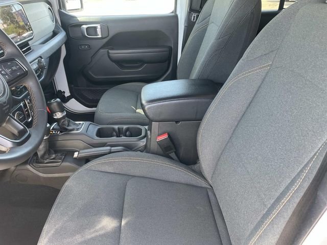 Used 2024 White Jeep Sport S image 20
