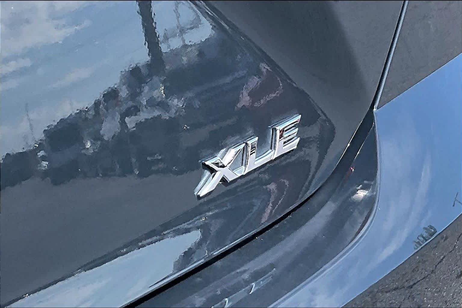 Used 2025 UNDERGROUND Toyota XLE image 10