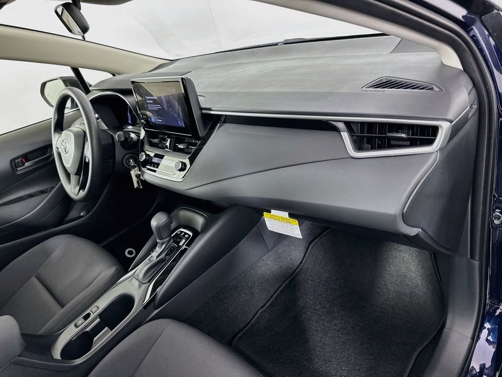Used 2026  Toyota LE image 28