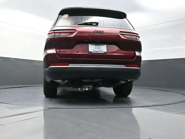 New 2026 Velvet Red Pearl-Coat Exterior Paint Jeep Altitude image 19