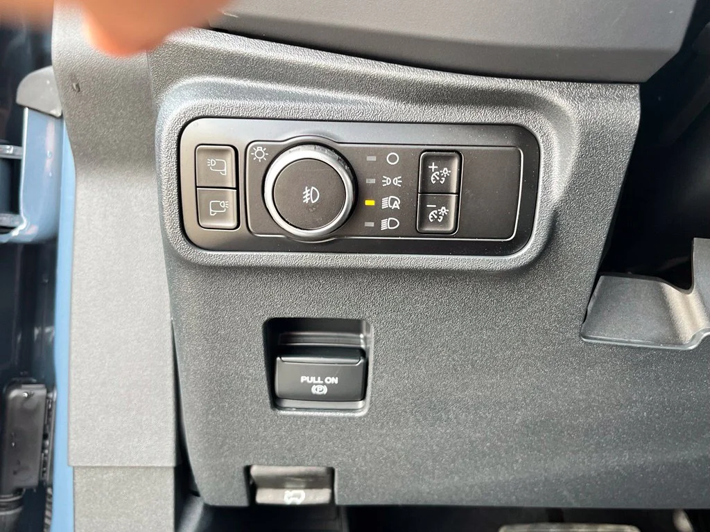 Used 2025 Gray Ford Raptor image 28