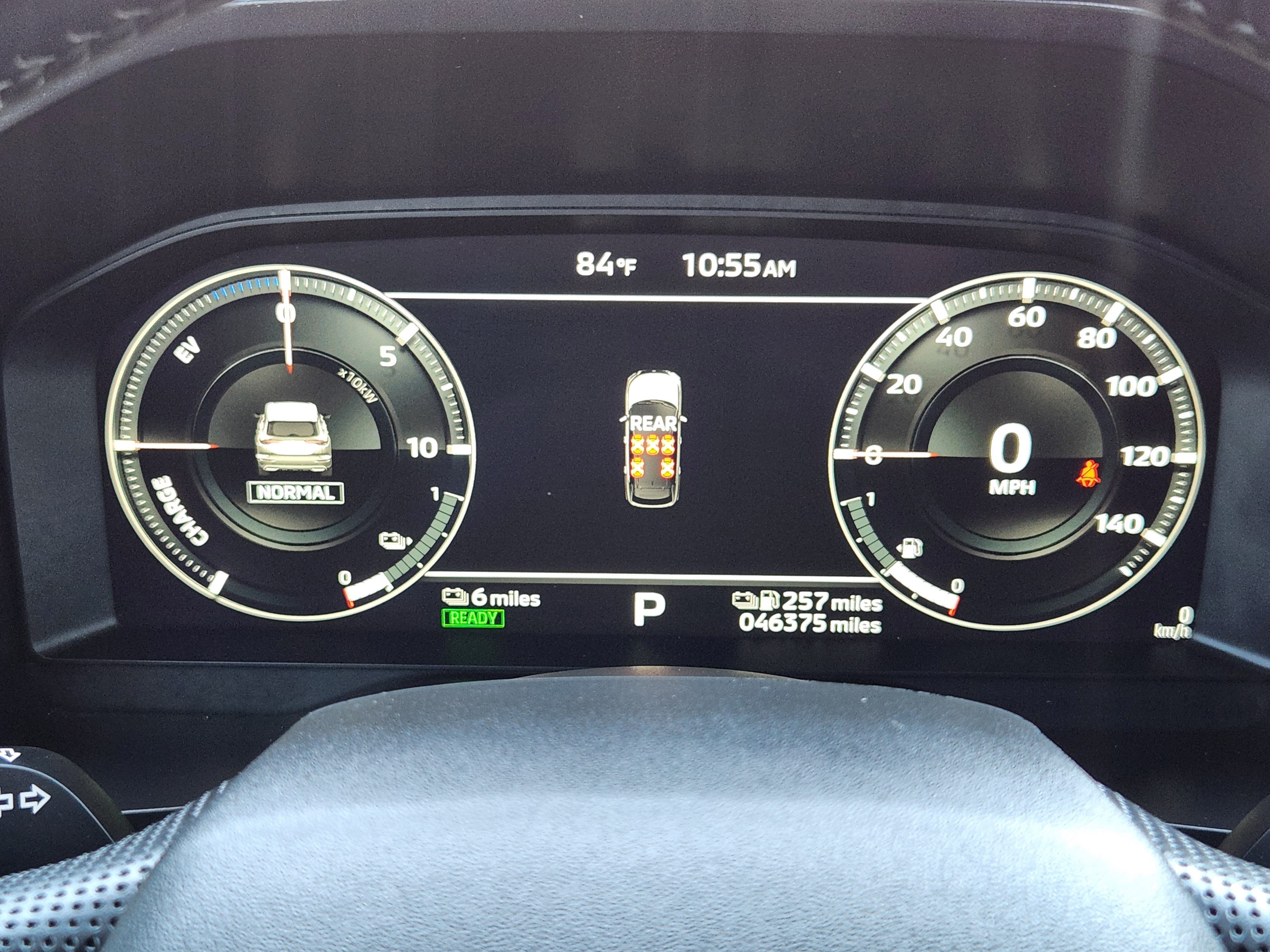 Used 2023 Silver Mitsubishi  image 12