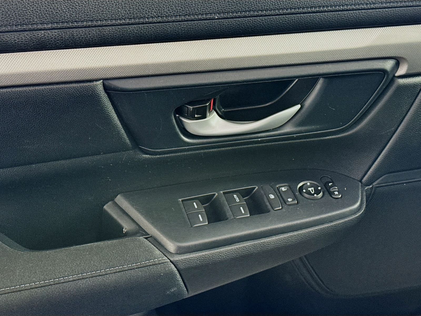 Used 2018 Black Honda LX image 16