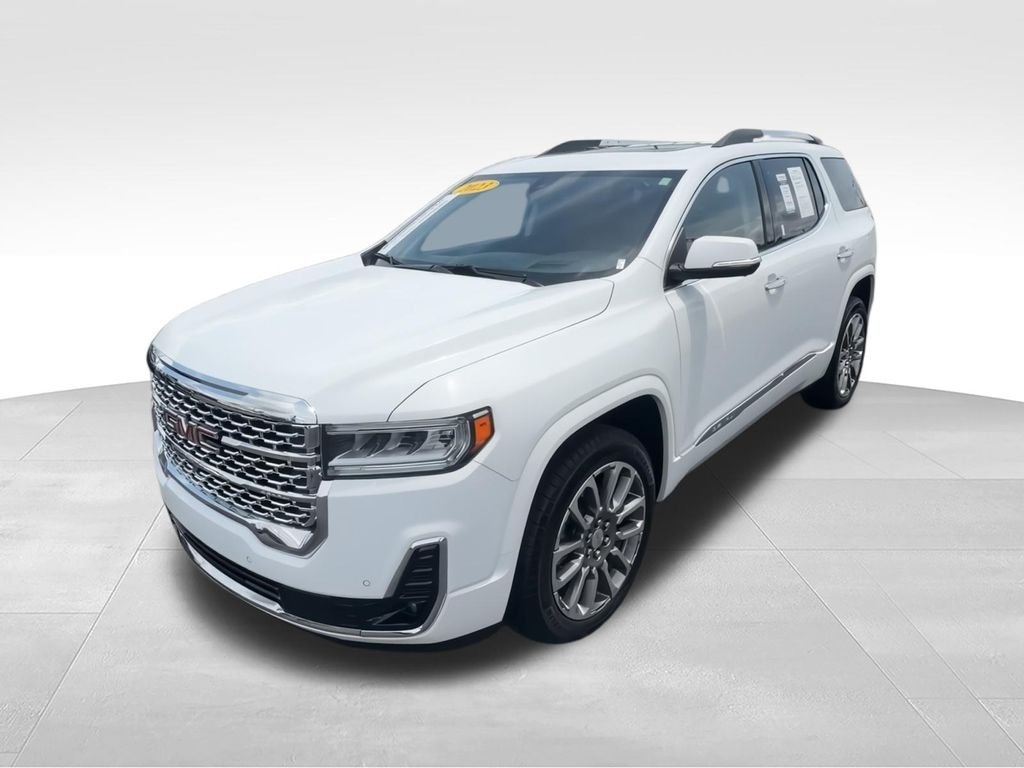Used 2023 White GMC Denali image 4