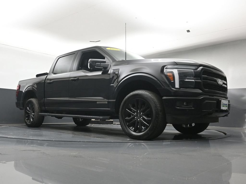 Used 2025 Black Ford Lariat image 26