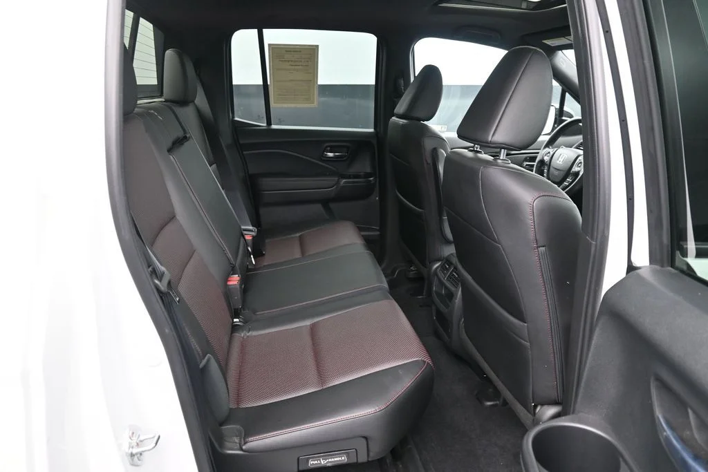Used 2023 Platinum White Pearl Honda Black Edition image 10