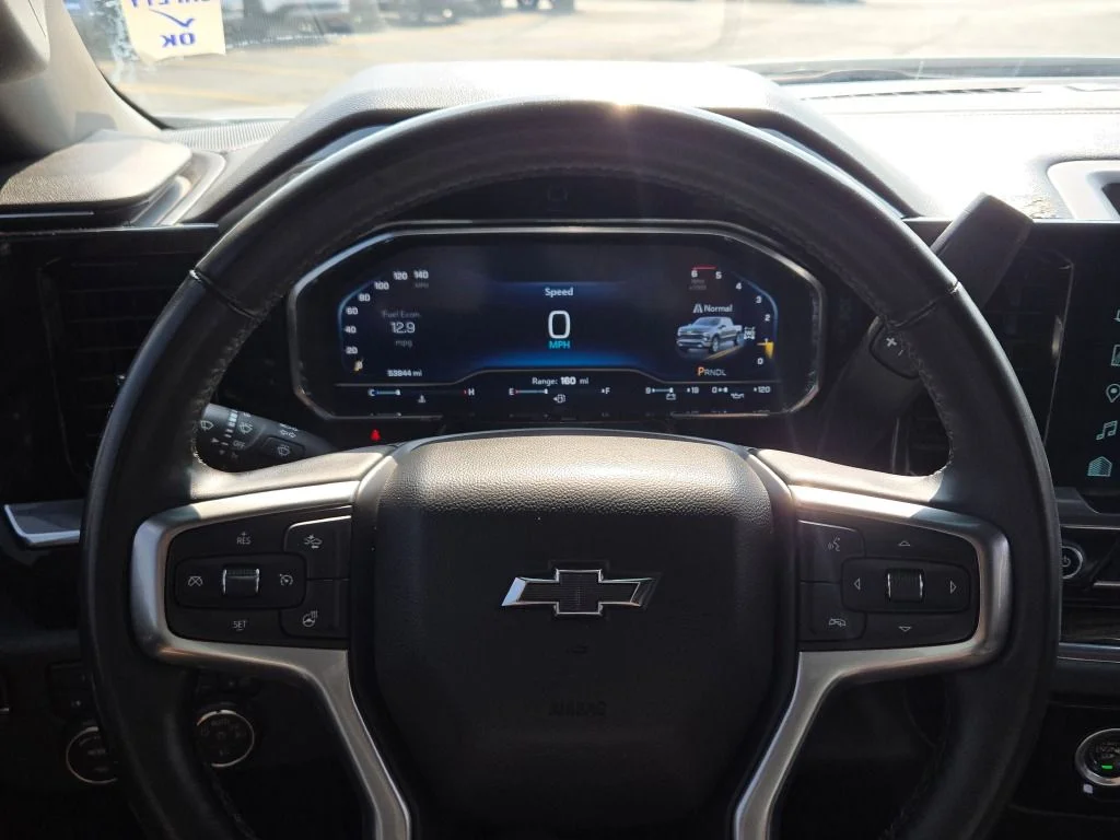 Used 2024 White Chevrolet RST image 29