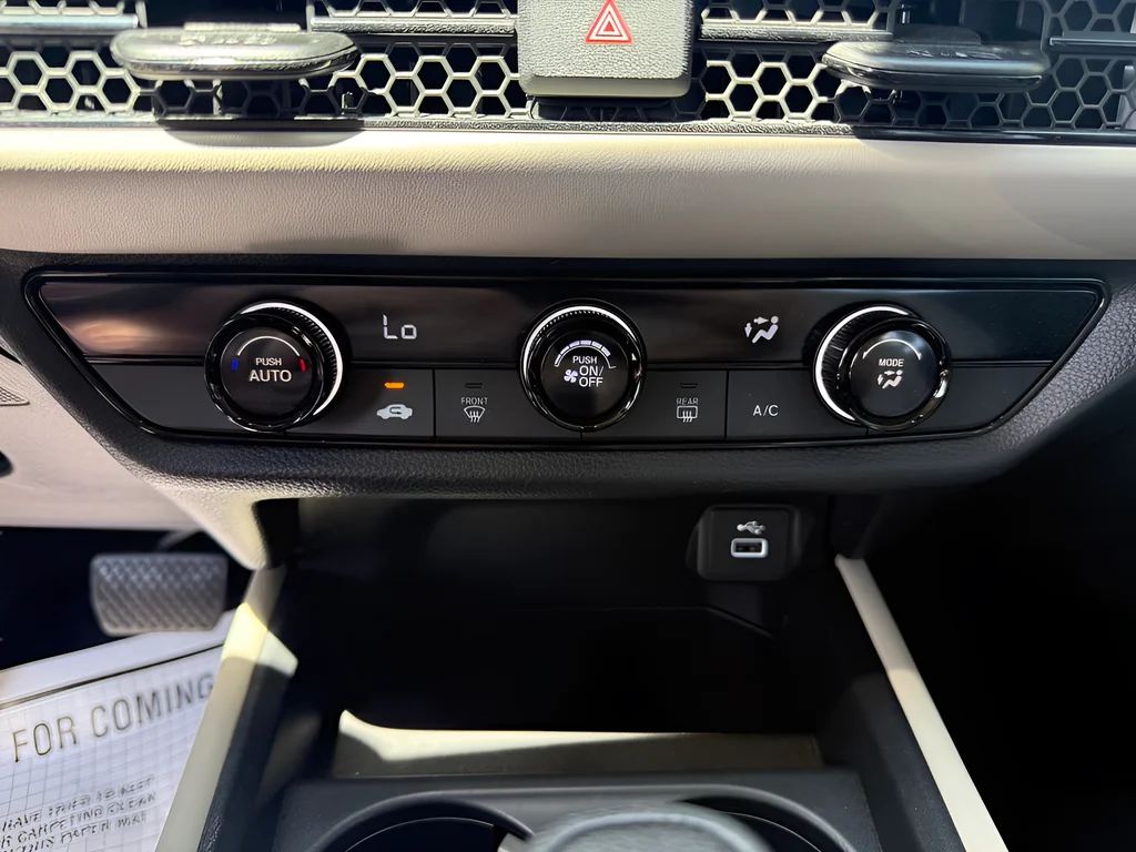 2025 Honda HR-V LX - Photo 28