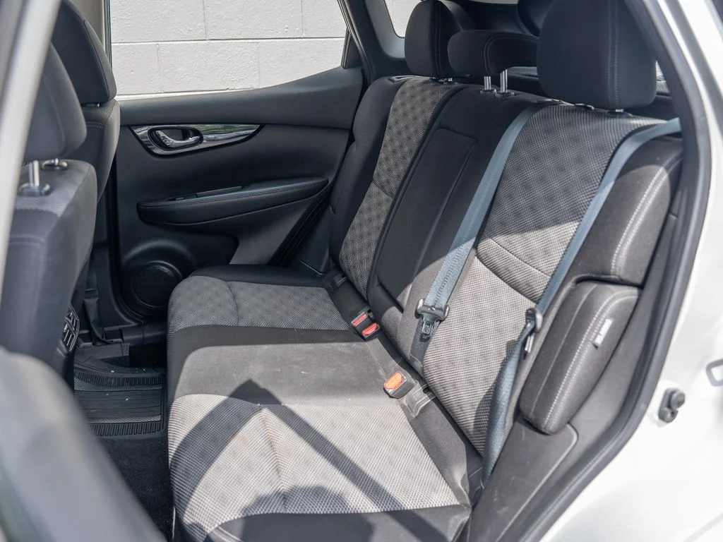 Used 2020 Silver Nissan SV image 18