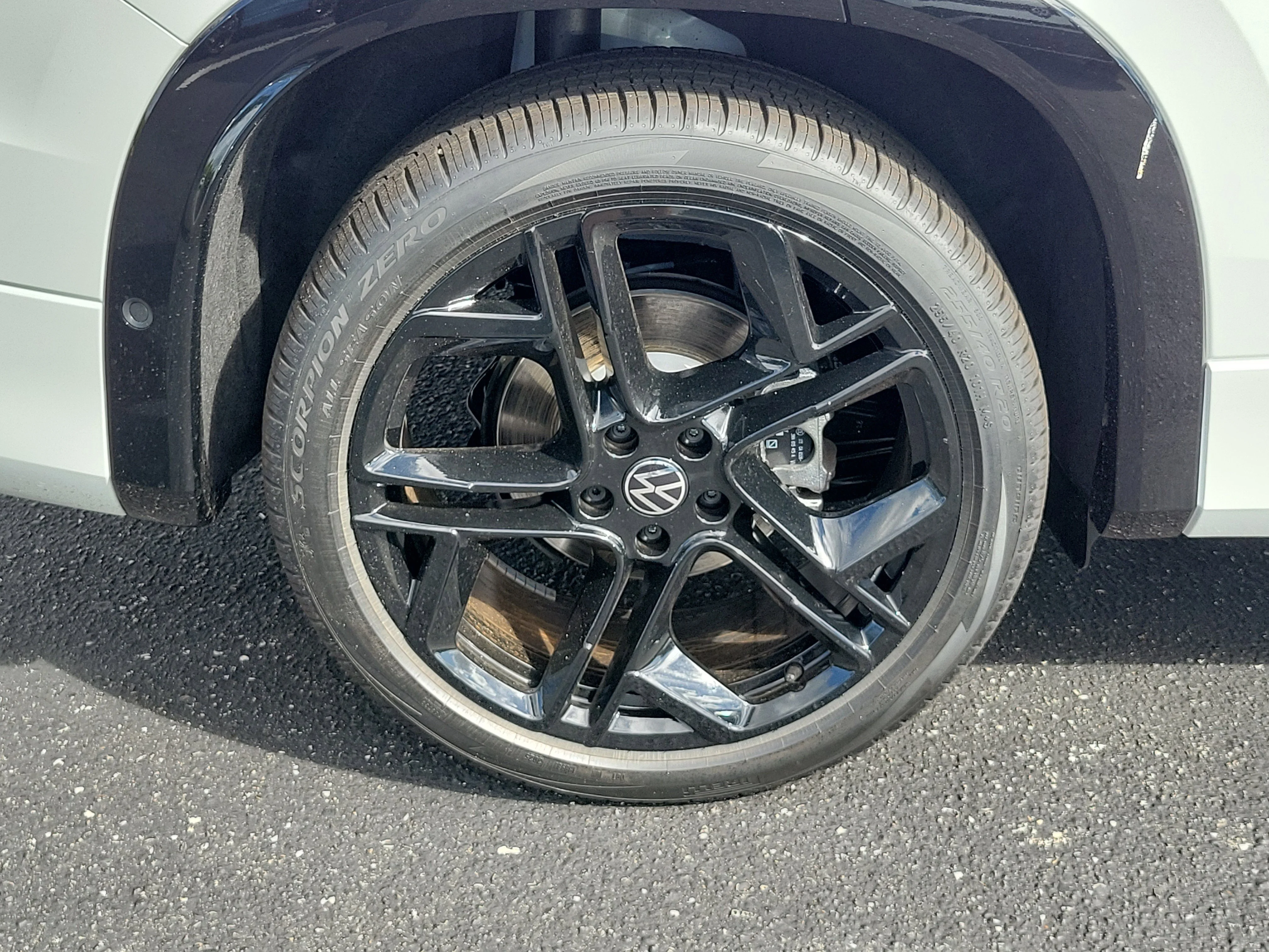 2026 Volkswagen Tiguan SE R-LINE BLACK - Photo 36