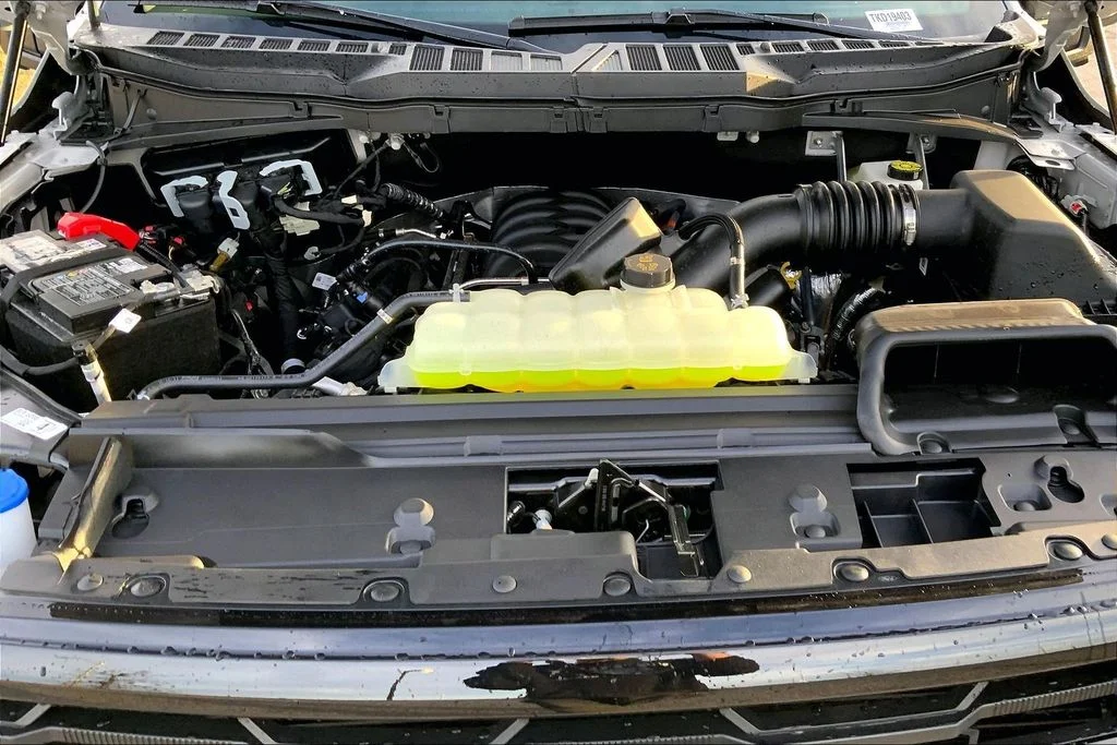 New 2026 Avalanche Ford XLT image 11