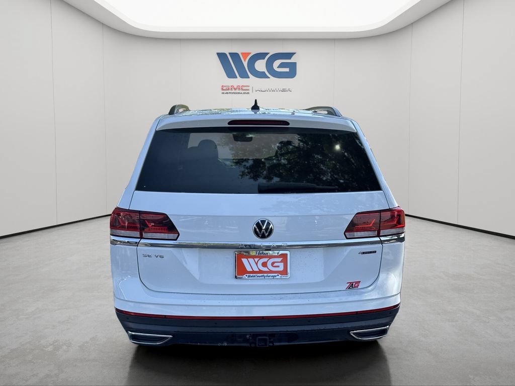 Used 2023 White Volkswagen 3.6L V6 SE w/Technology image 4