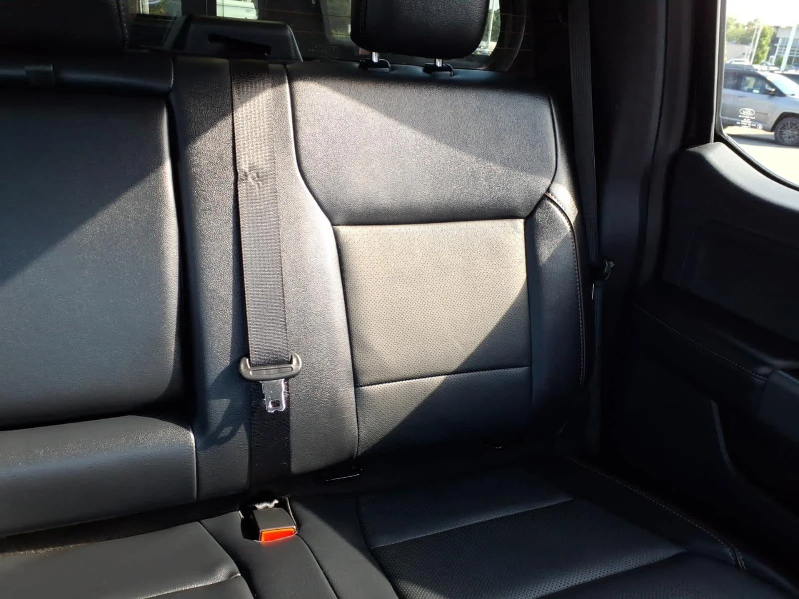 Used 2023 Agate Black Ford LARIAT image 20