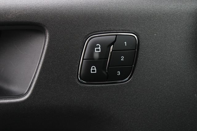 New 2026 Carbonized Gray Metallic Ford Outer Banks image 7