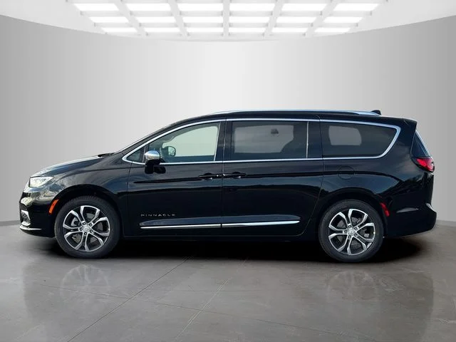 New 2026 Diamond Black Crystal Pearl-Coat Exterior Paint Chrysler Pinnacle image 4