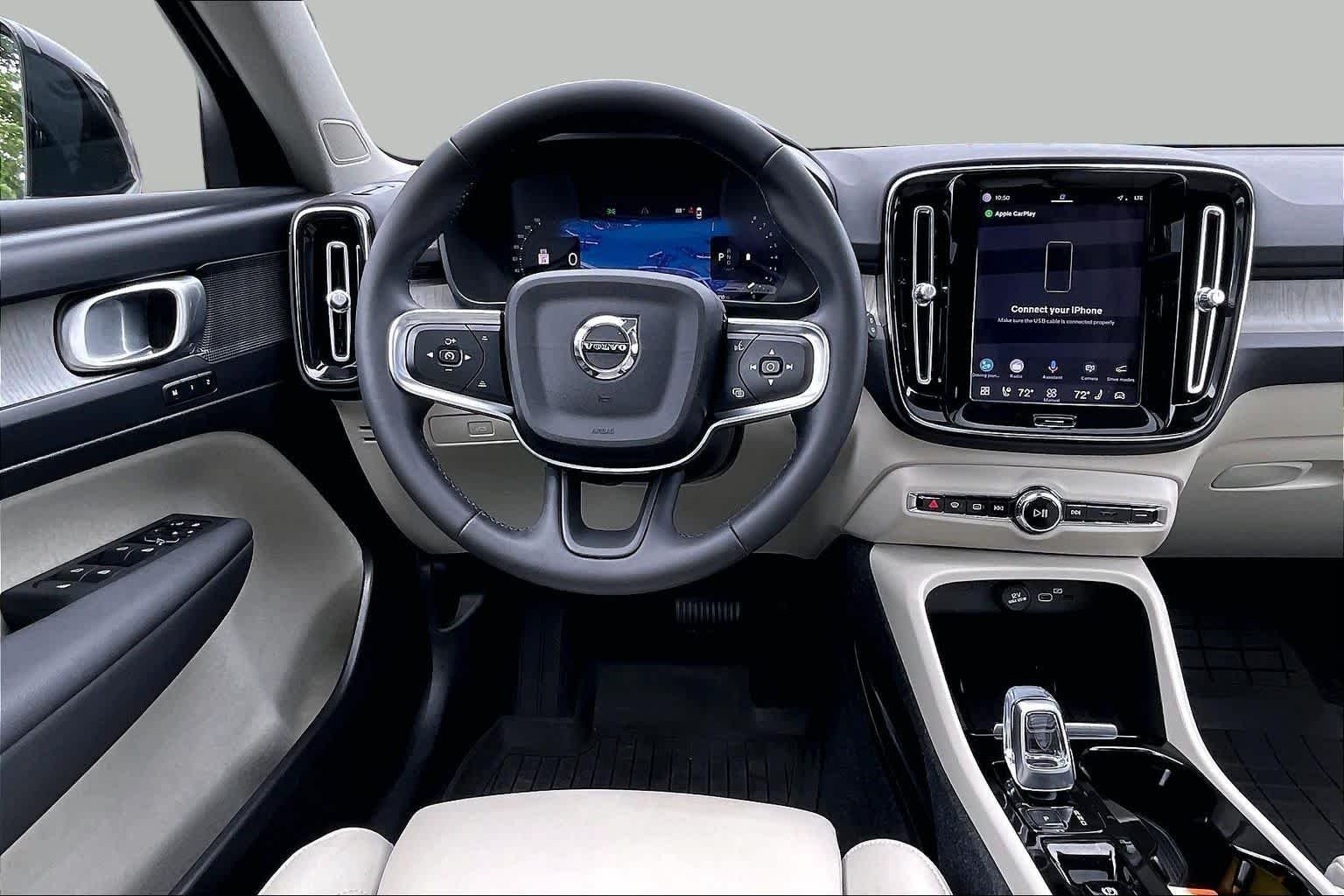 Used 2023 Crystal White Metallic Volvo Plus Dark Theme image 5