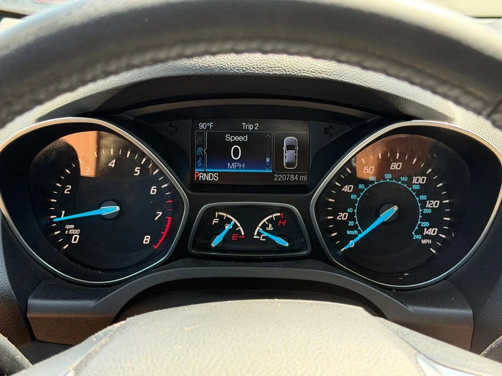 Used 2016 Silver Ford SE image 34