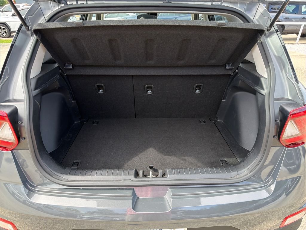 Used 2025 Gray Hyundai SEL image 22