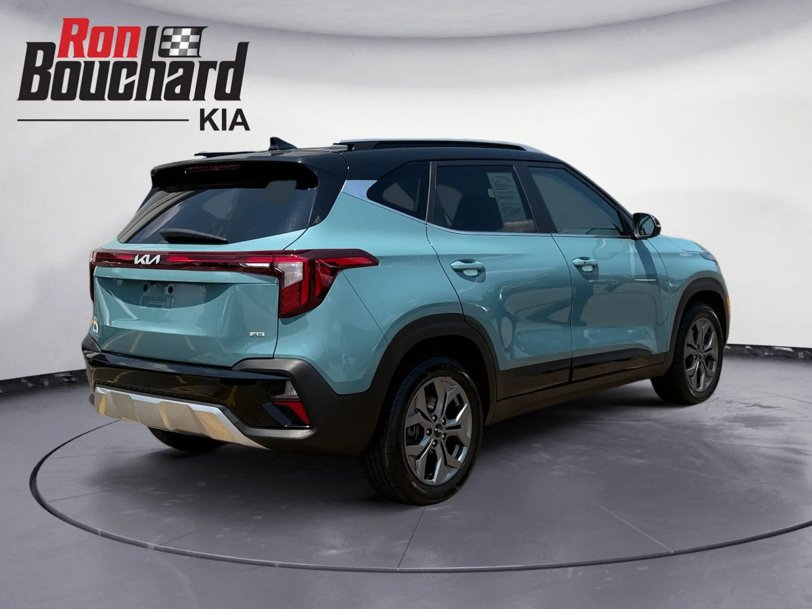 Used 2024 Pluton Blue/Black Roof Kia S image 2