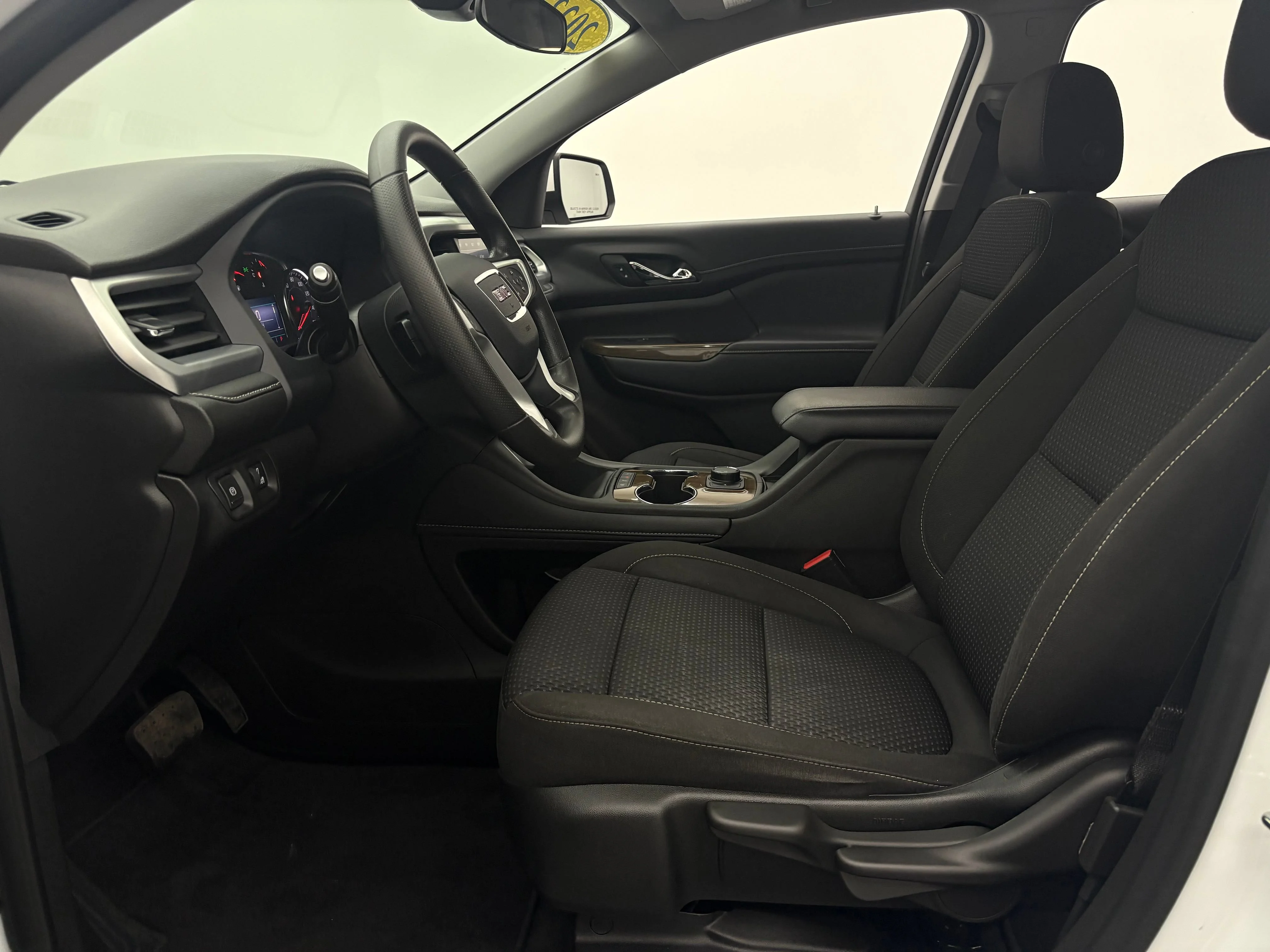 Used 2023 Summit White GMC SLE image 14