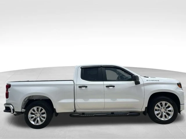 Used 2026 White Chevrolet Custom image 7