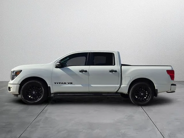 Used 2018 White Nissan SV image 2