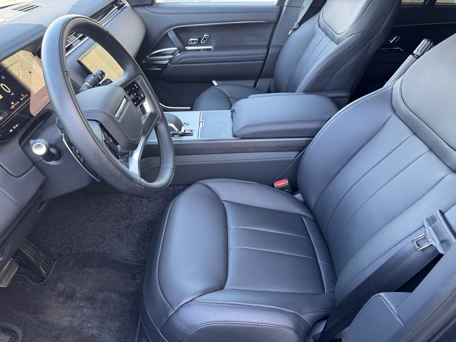 2026 Land Rover Range Rover SE - Photo 9
