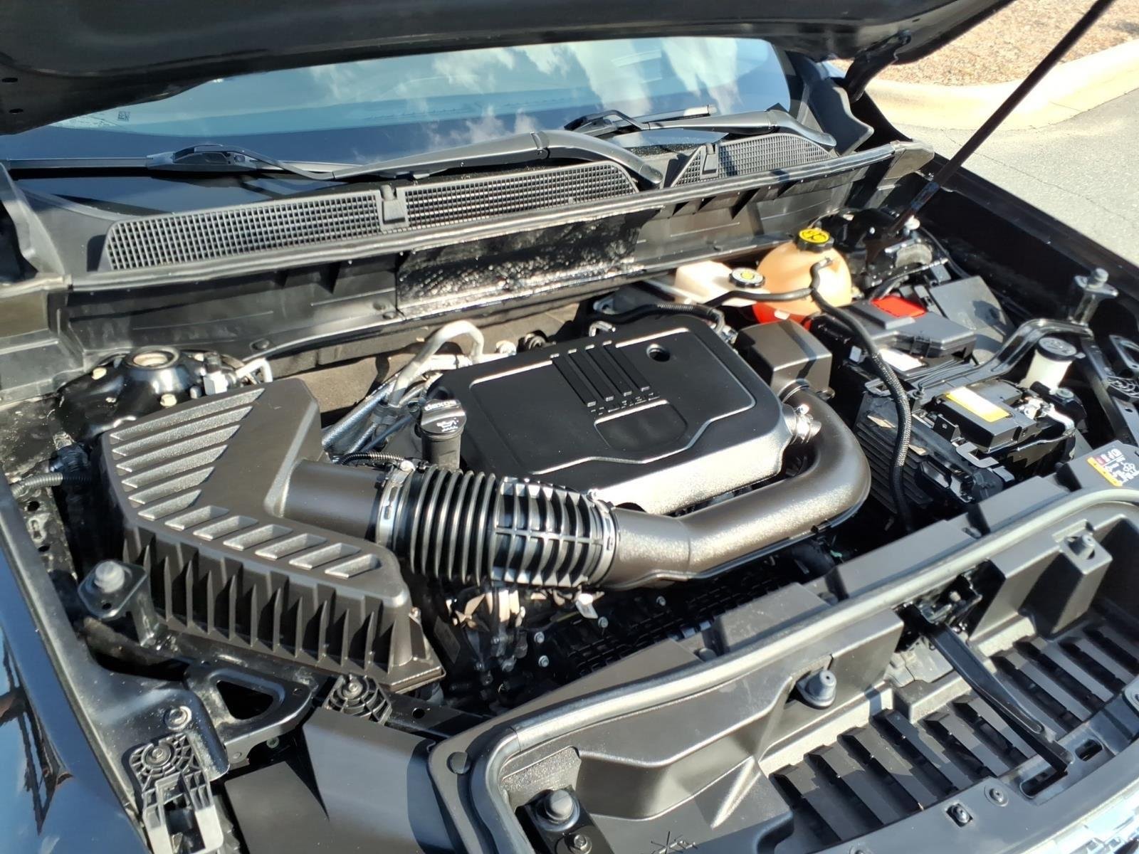 Used 2023 Ebony Twilight Metallic GMC Denali image 32