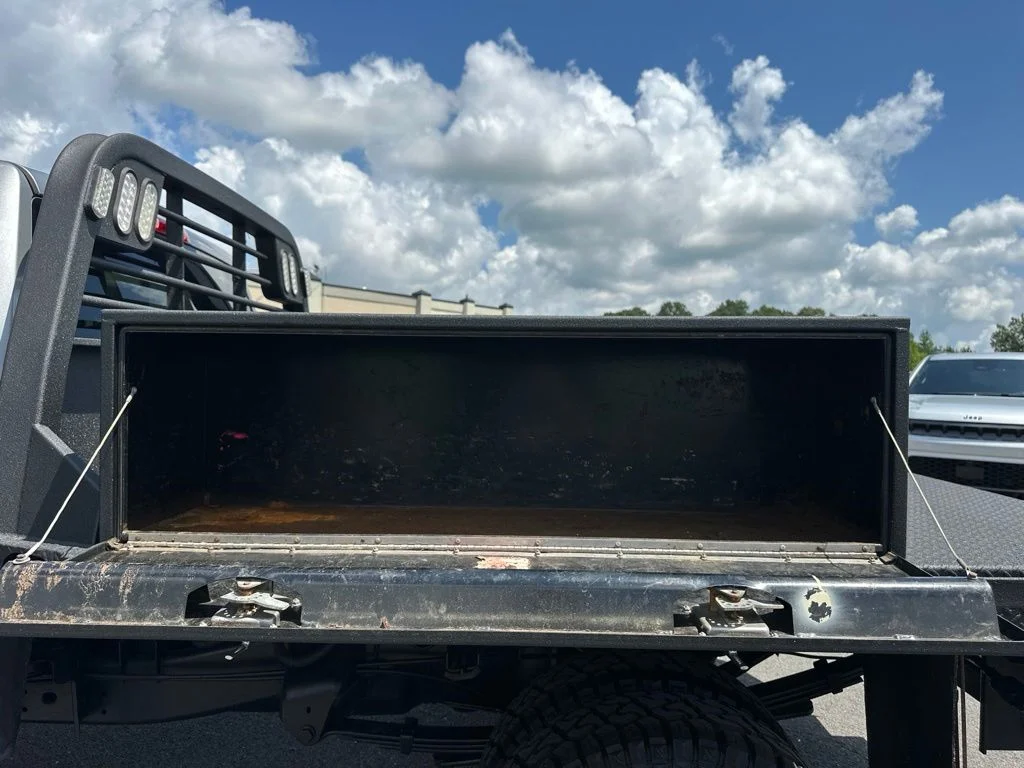 Used 2022 Silver Ram Tradesman image 11