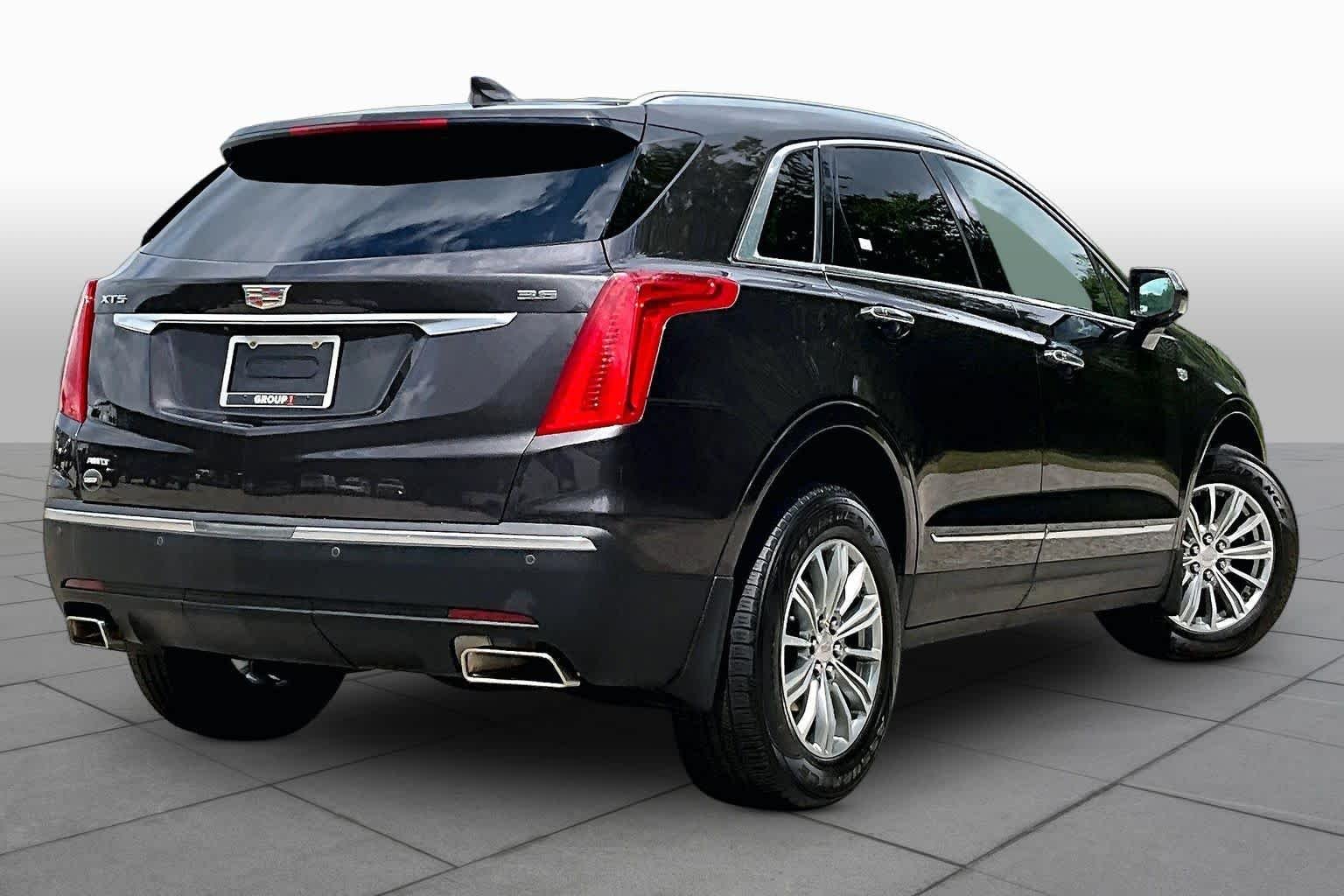 Used 2018 Dark Granite Metallic Cadillac Luxury AWD image 13