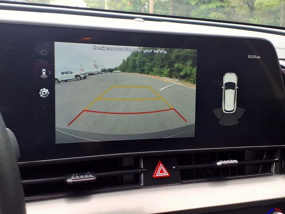 Used 2025 Ebony Black Kia EX image 18