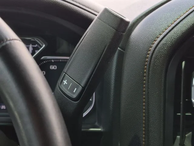 Used 2022 Onyx Black GMC AT4 image 28