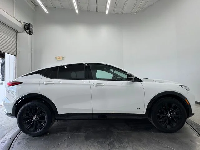Used 2025 Summit White Buick Sport Touring image 15