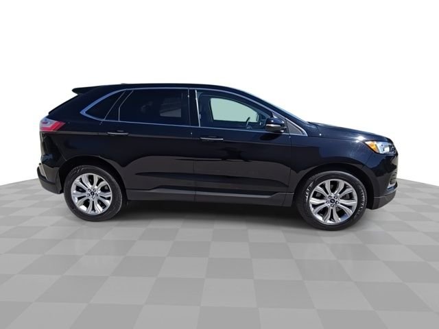 Used 2021 Black Ford Titanium image 9