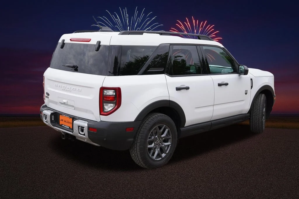 Certified Used 2025 Oxford White Ford Big Bend image 5