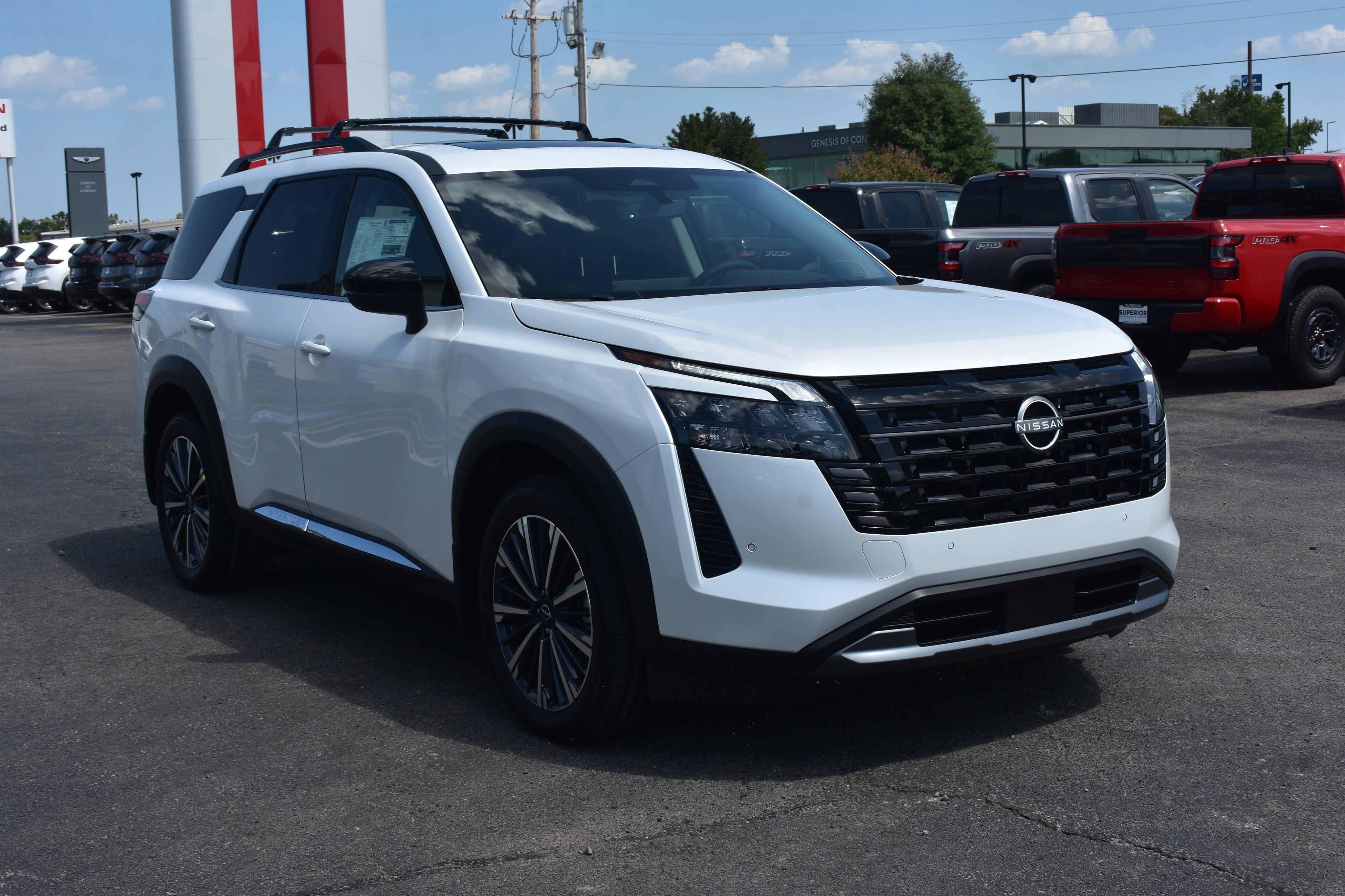 New 2026 Everest White Pearl TriCoat Nissan Platinum image 3