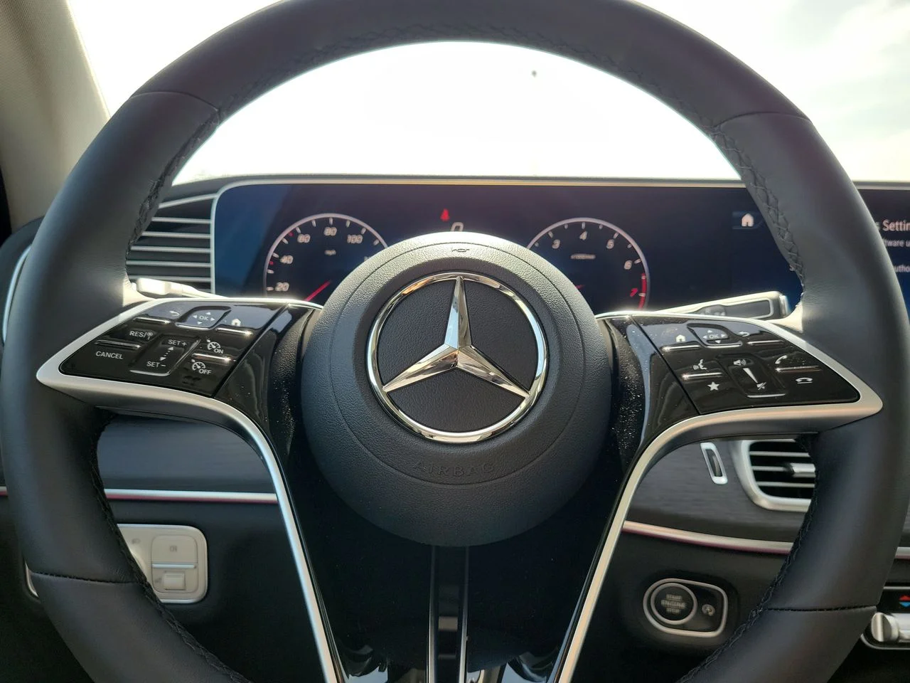 New 2026 Black Mercedes-Benz GLE 350 image 30