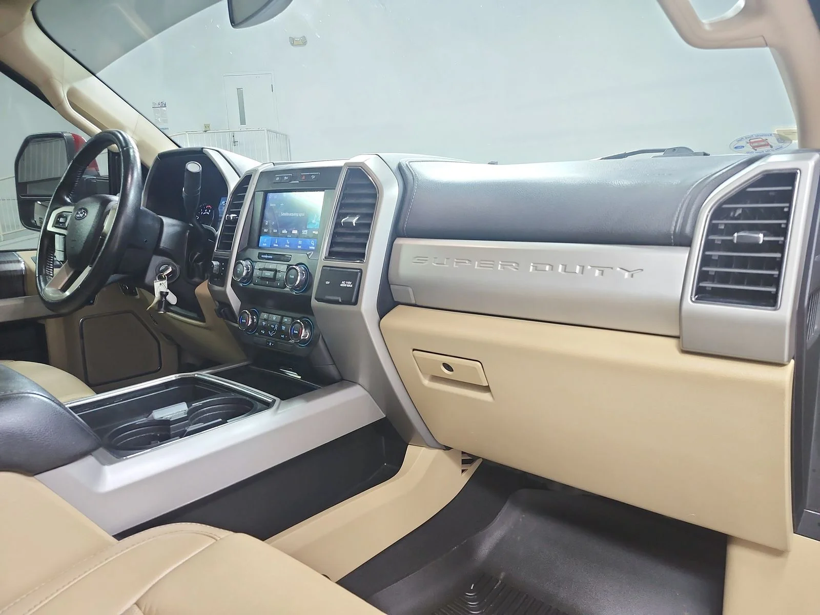 Used 2021 Red Ford Lariat image 36