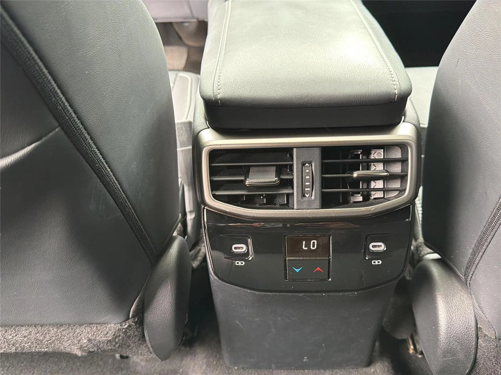 2023 Lexus RX 350 - Photo 23