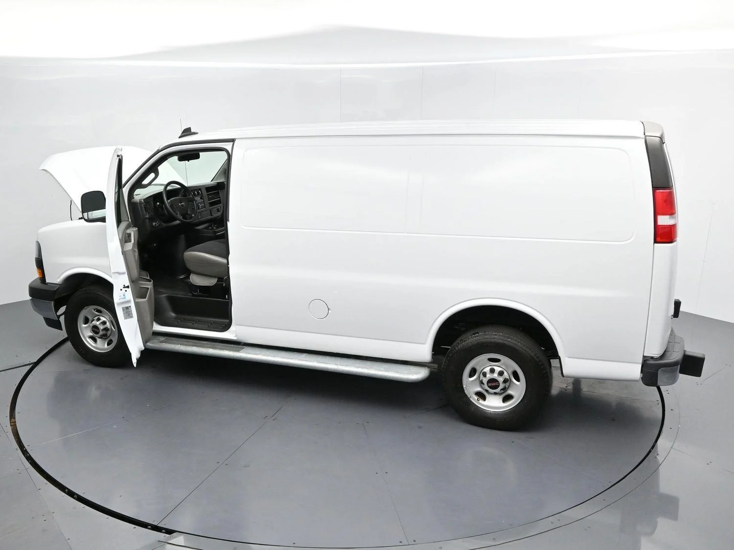 Used 2024 Summit White GMC Work Van image 34