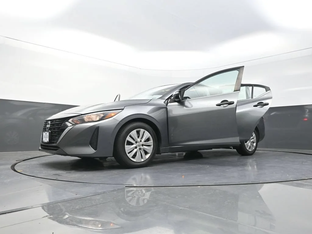 Used 2024 Gray Nissan S image 31