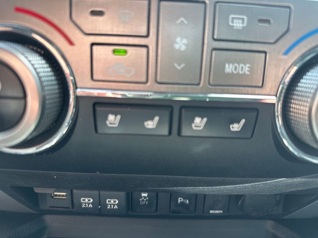 Used 2021 Black Toyota Platinum image 28