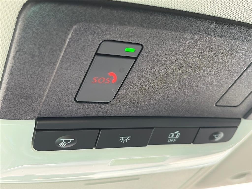 2021 Nissan Rogue SV - Photo 18