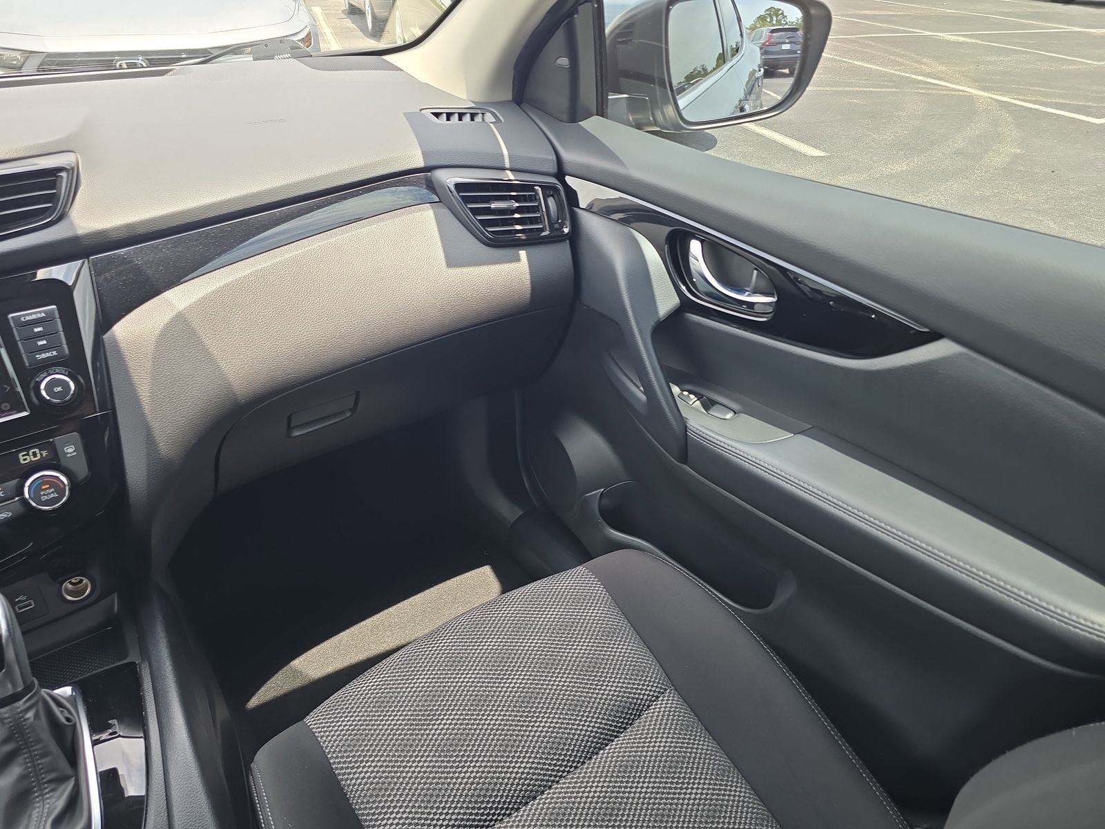 Used 2021 Gray Nissan SV image 12