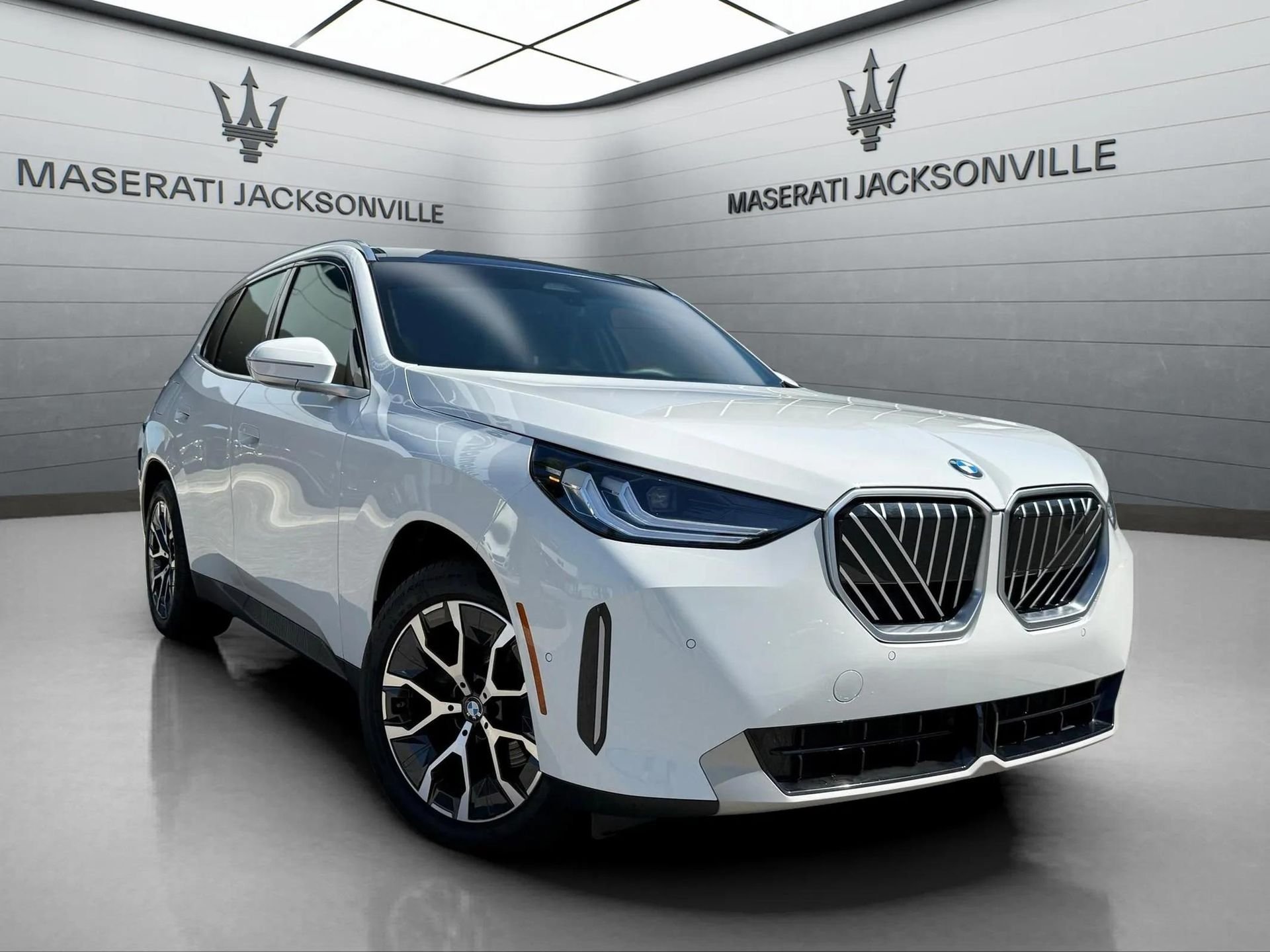 2025 BMW X3 30 XDRIVE's photo