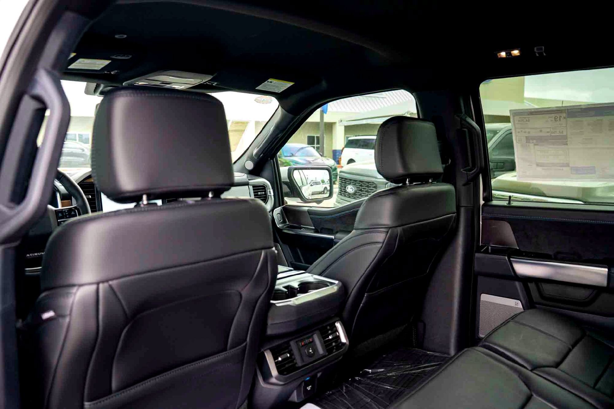 New 2025 Star White Metallic Tri-Coat Ford Platinum image 19